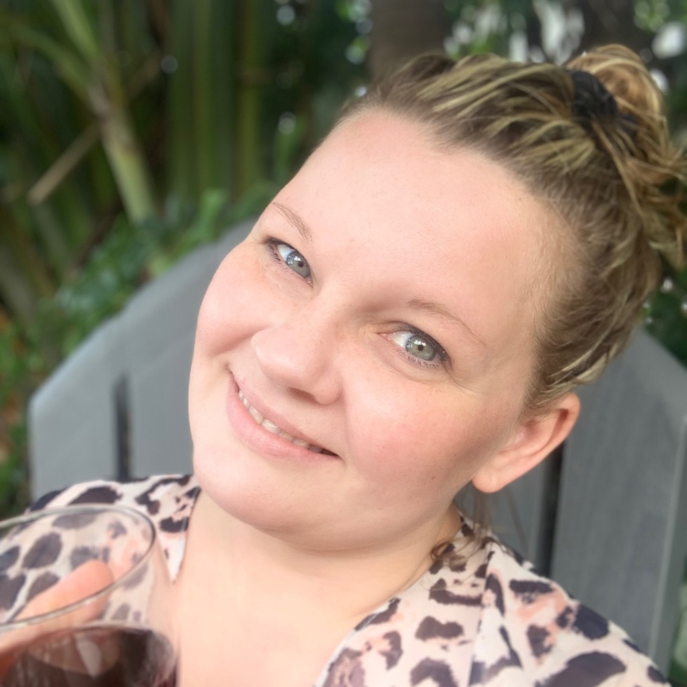 Meet your Posher, Alesia
